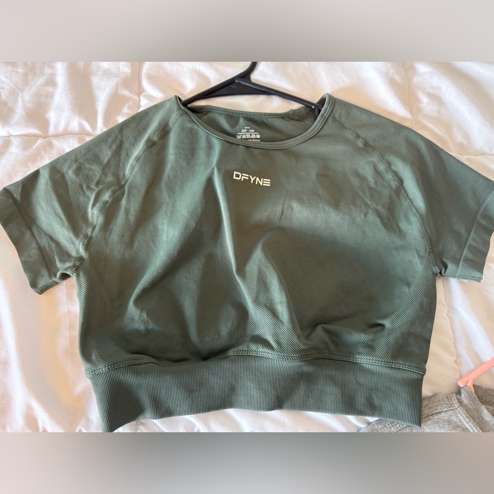 DFYNE Green Crop Top